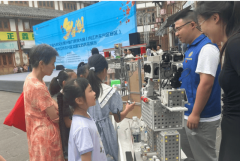 力的奥妙 脱手摸索科学！内江市东兴区科…